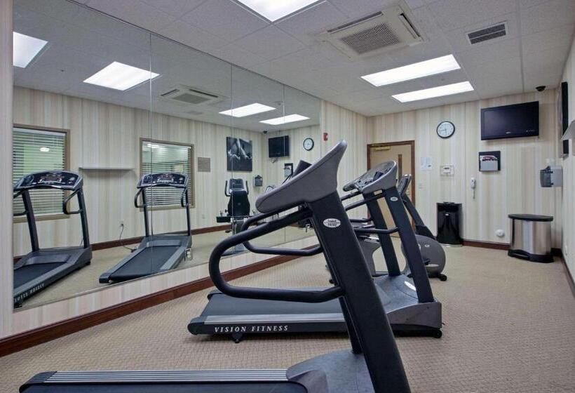 فندق Country Inn & Suites By Radisson, Wilmington, Nc