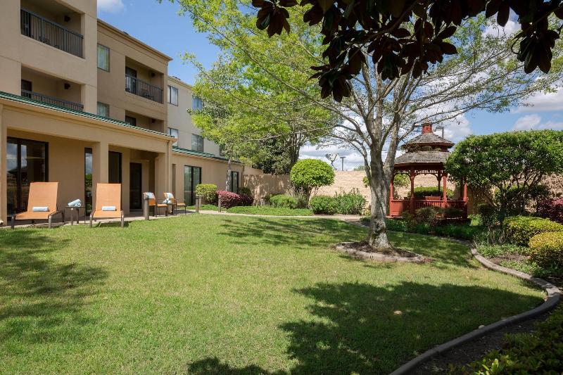 فندق Courtyard By Marriott Monroe Airport