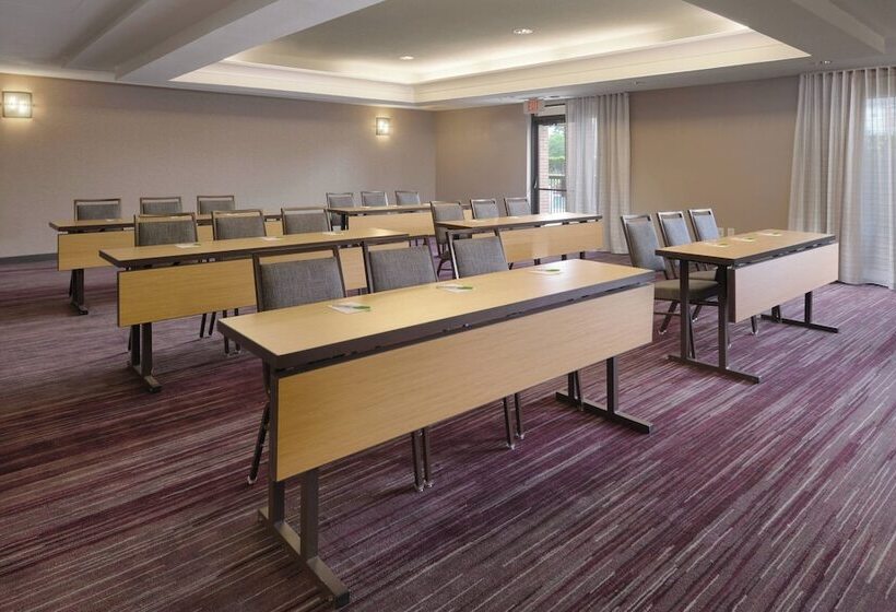 هتل Courtyard By Marriott Houston Northwest
