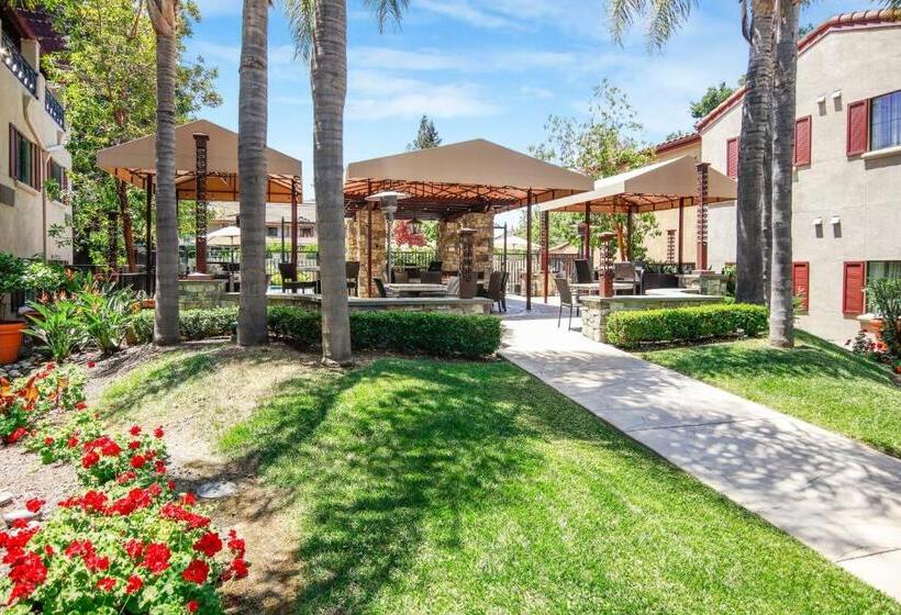 فندق Courtyard Palo Alto Los Altos