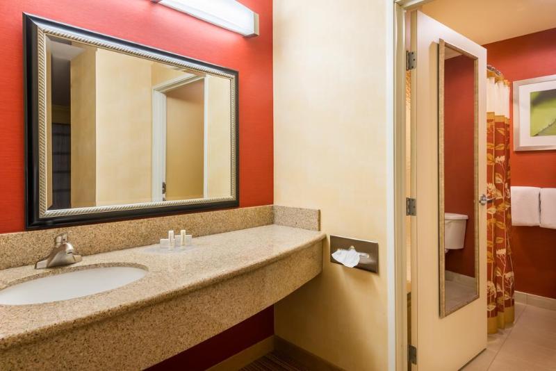 فندق Courtyard By Marriott Philadelphia Montgomeryville