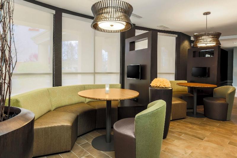 فندق Courtyard By Marriott Potomac Mills Woodbridge