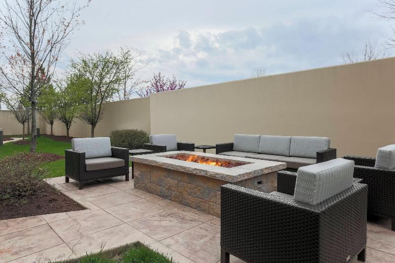 فندق Courtyard By Marriott Potomac Mills Woodbridge