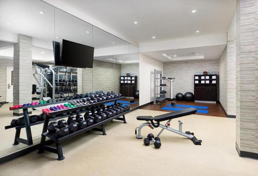 فندق Courtyard By Marriott Potomac Mills Woodbridge