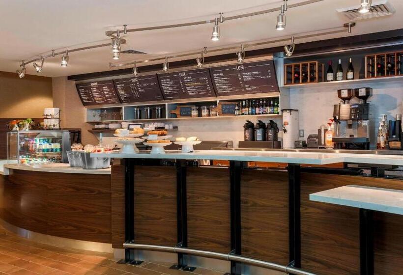فندق Courtyard By Marriott Potomac Mills Woodbridge