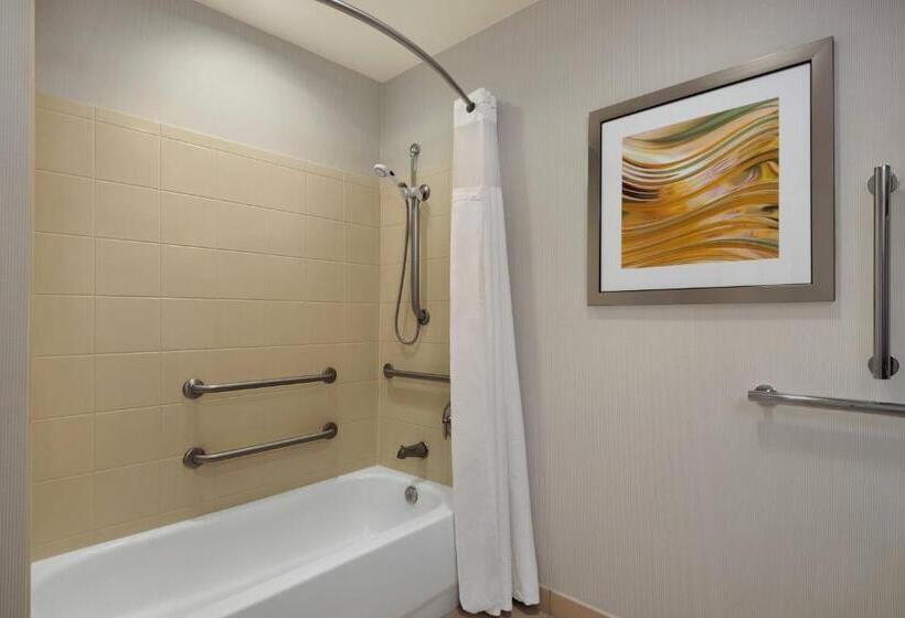 فندق Courtyard By Marriott Potomac Mills Woodbridge