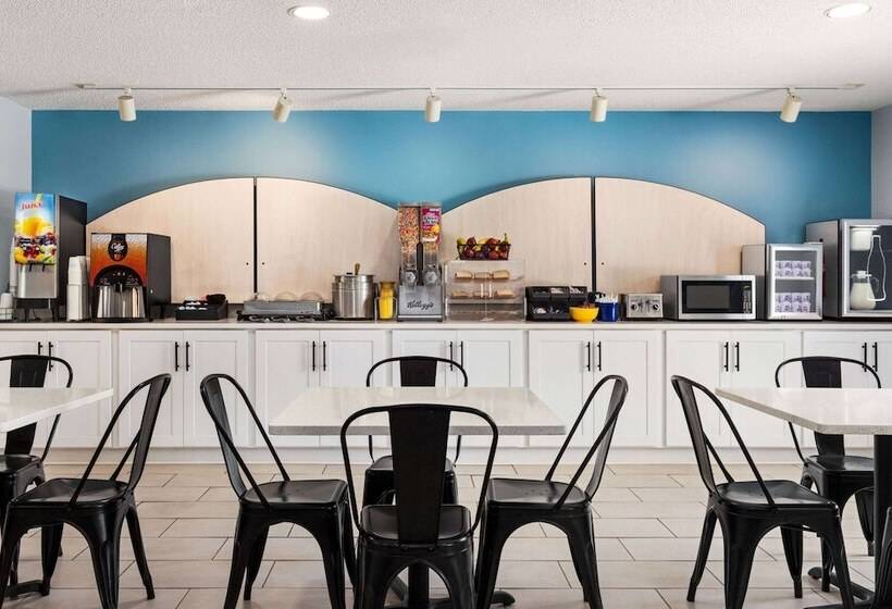 호텔 Days Inn By Wyndham Shallotte