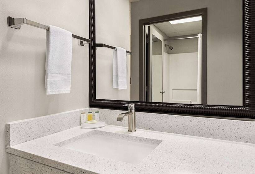 فندق Days Inn By Wyndham Shallotte