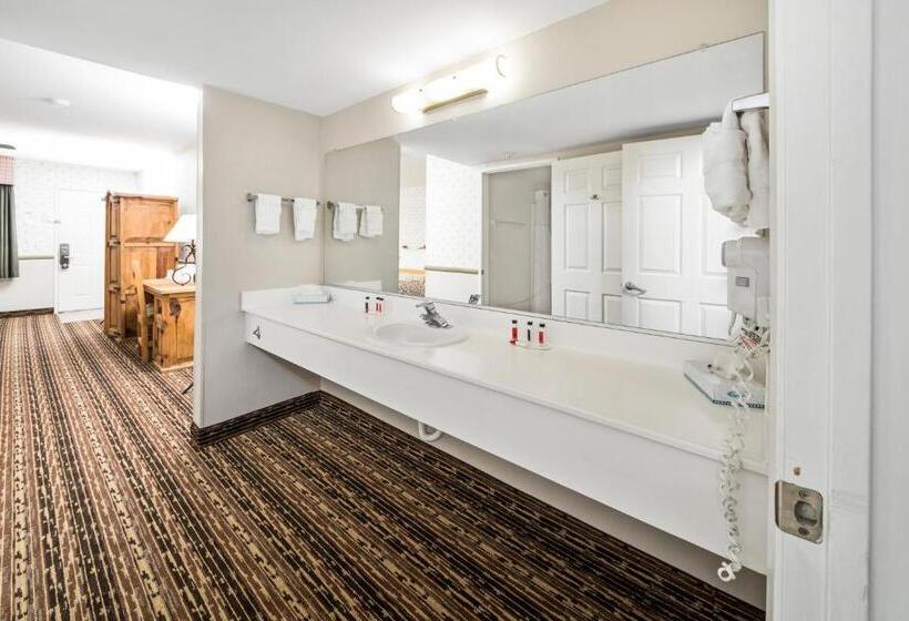 בית מלון כפרי Days Inn By Wyndham Lebec