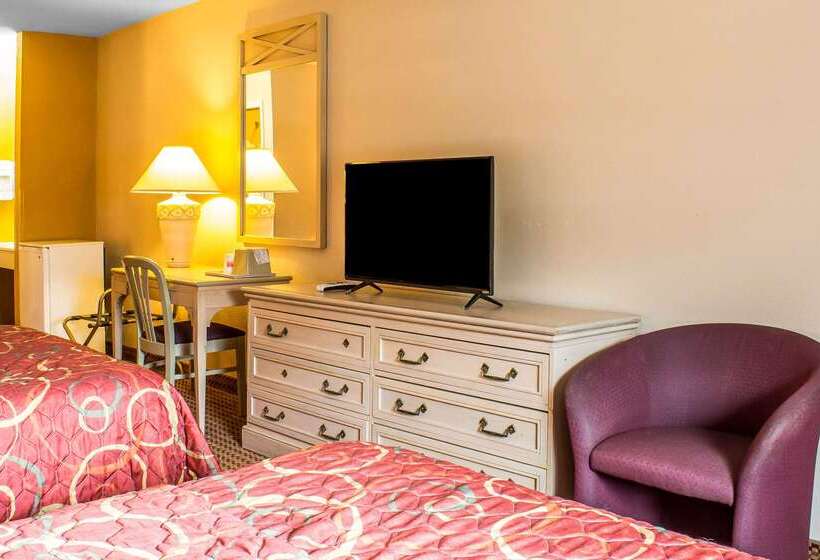 ホテル Econo Lodge Inn & Suites