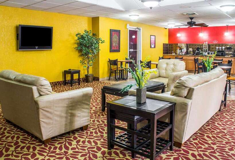 ホテル Econo Lodge Inn & Suites