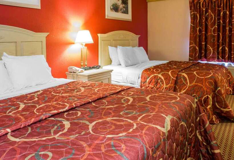 ホテル Econo Lodge Inn & Suites