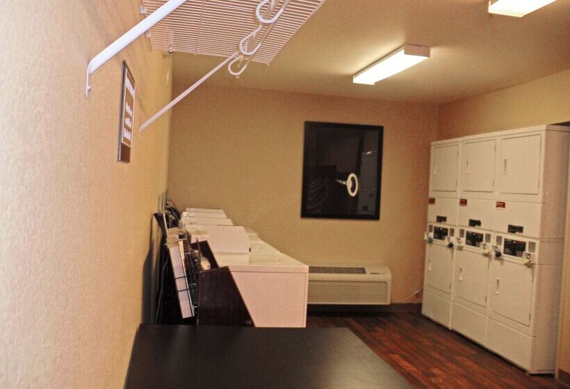 בית מלון כפרי Extended Stay America  Los Angeles  Northridge