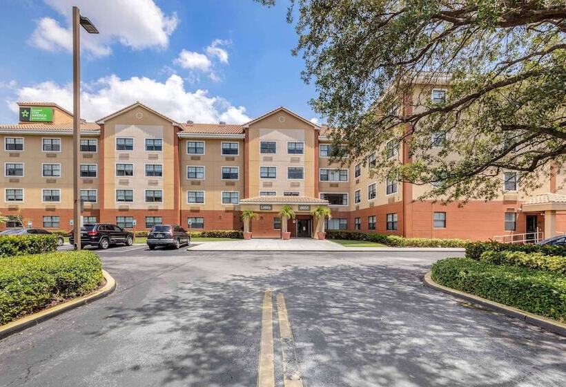 בית מלון כפרי Extended Stay America Premier Suites   Miami   Airport   Doral   87th Avenue South