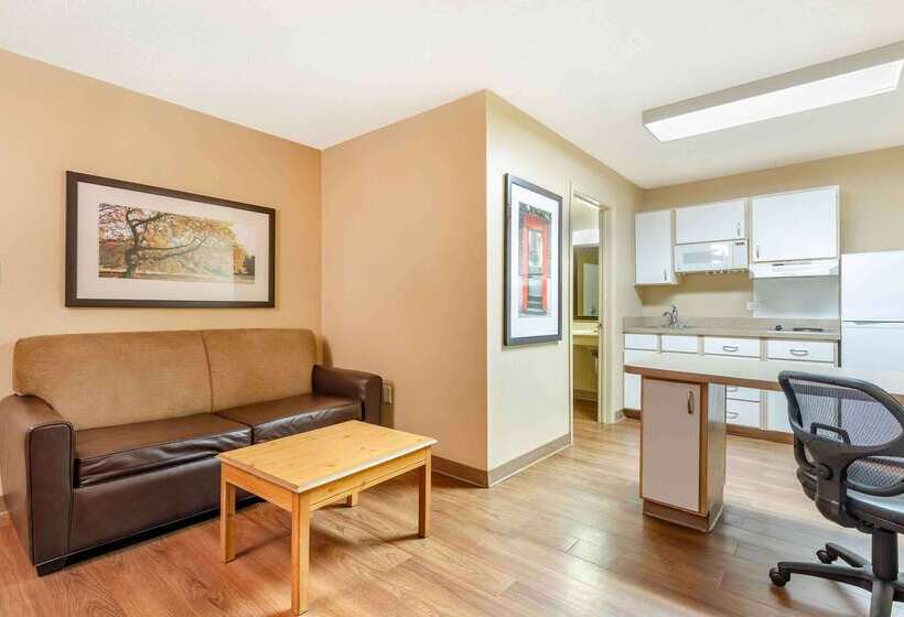 Отель Hawthorn Extended Stay By Wyndham Irving Dfw North