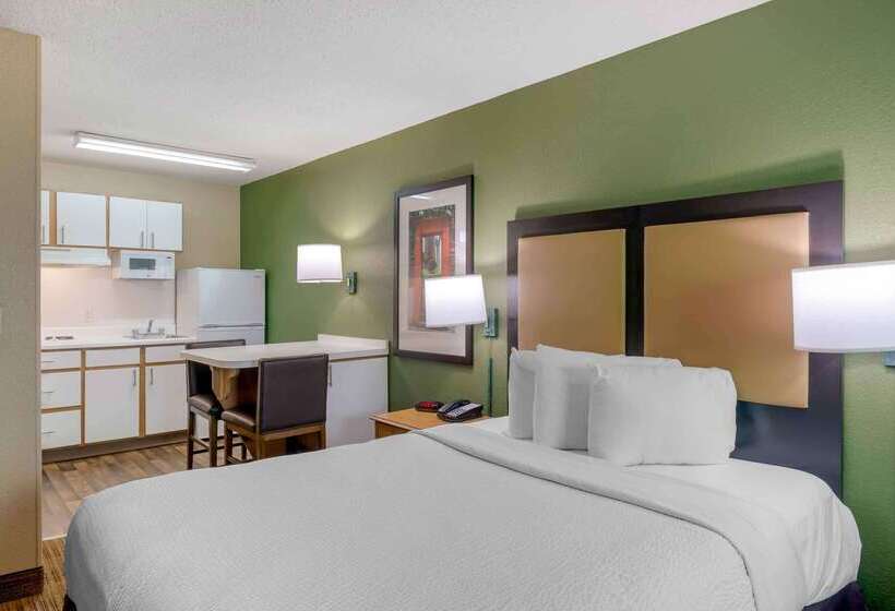 Отель Hawthorn Extended Stay By Wyndham Irving Dfw North