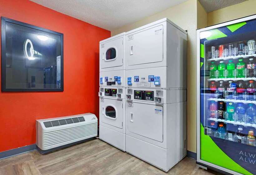 בית מלון כפרי Extended Stay America Select Suites   Madison   Old Sauk Rd