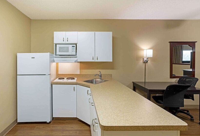 فندق Extended Stay America Suites  Meadowlands  Rutherford