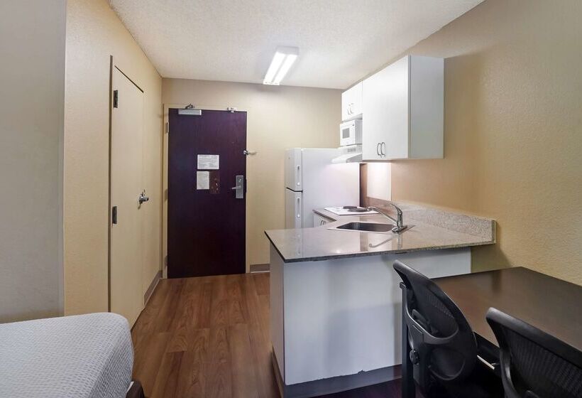 Отель Extended Stay America Suites San Diego Mission Valley Stadium