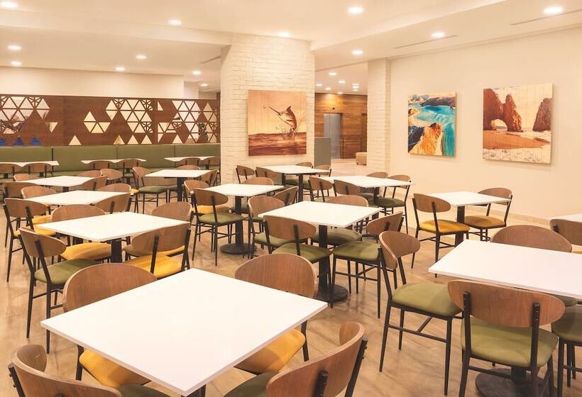 Отель Fairfield By Marriott Los Cabos
