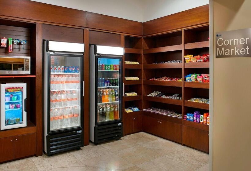 Отель Fairfield By Marriott Los Cabos