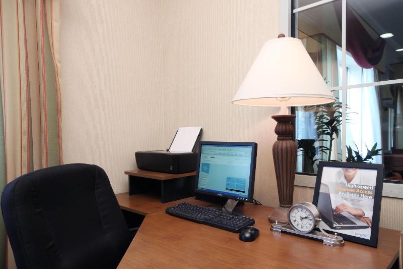 هتل Fairfield Inn Scranton