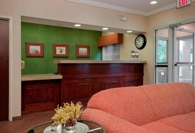 هتل Fairfield Inn Scranton