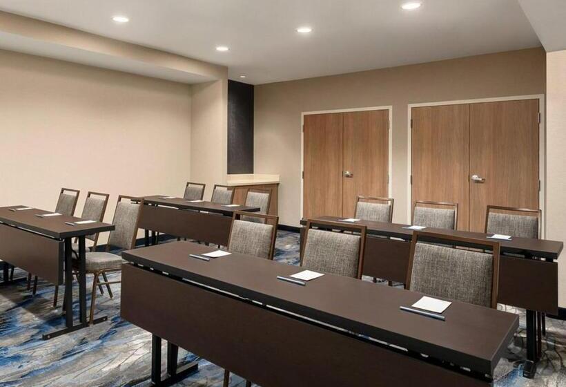 هتل Fairfield Inn Scranton