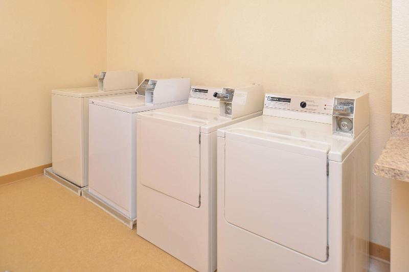 호텔 Fairfield Inn & Suites Louisville North