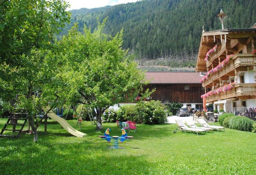 Отель Ferienhof Oblasser