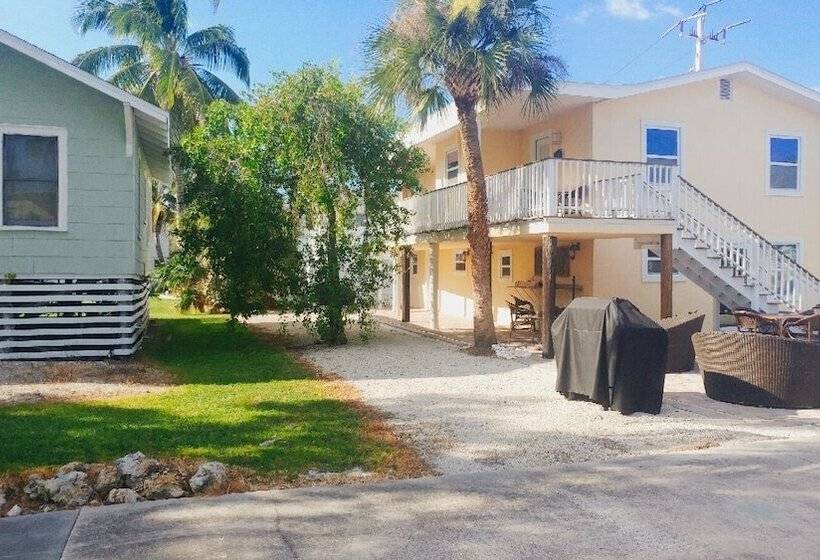 فندق Flamingo Inn