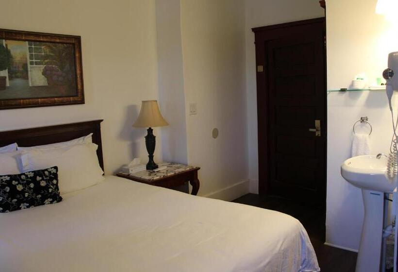 Отель Glen Tavern Inn