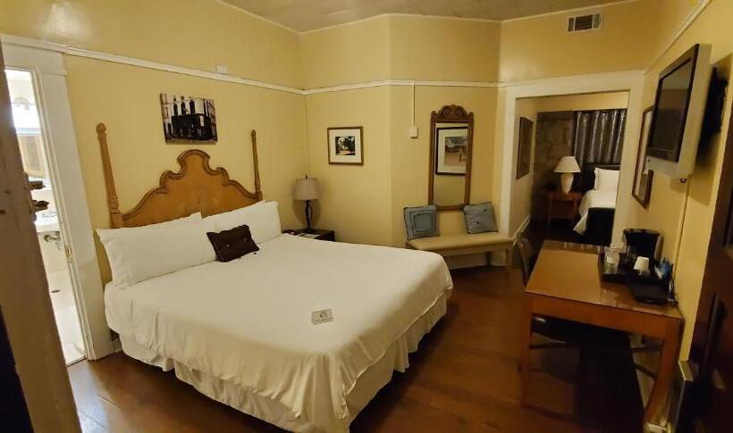 Отель Glen Tavern Inn