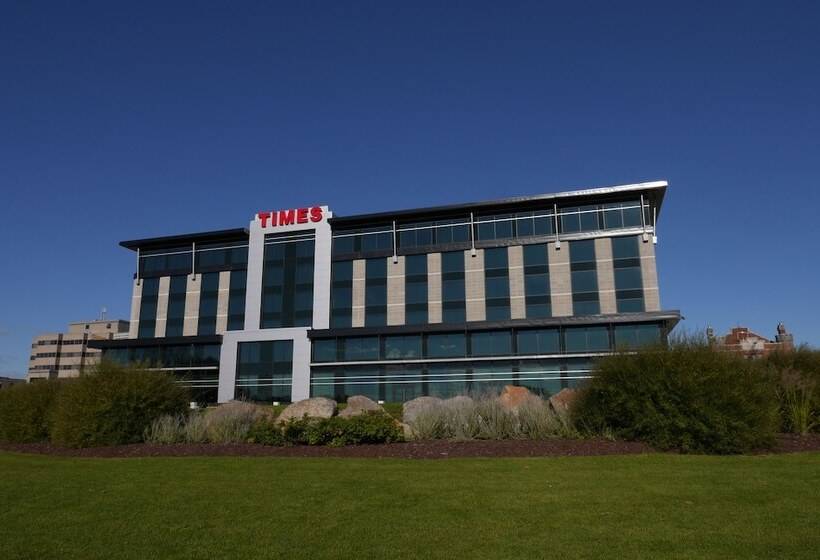 Grand Hotel Times Sherbrooke