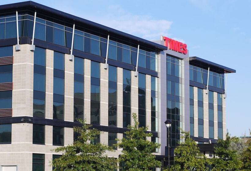 Grand Hotel Times Sherbrooke