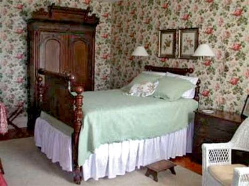 Halcyon Farm Bed & Breakfast