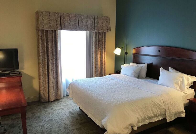 فندق Hampton Inn & Suites Bloomingtonnormal
