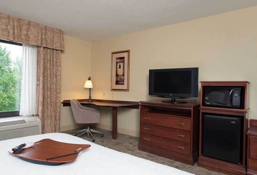 فندق Hampton Inn & Suites Bloomingtonnormal