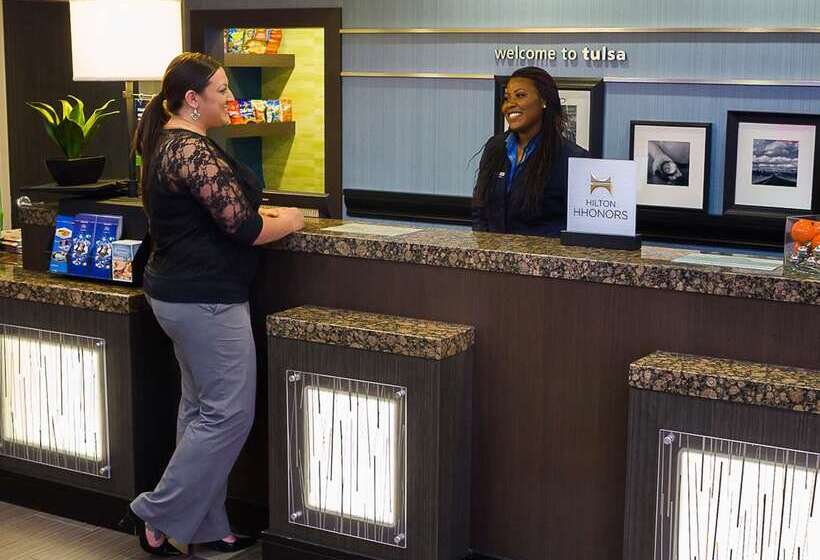 فندق Hampton Inn & Suites Tulsa/central