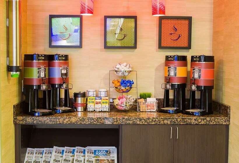 فندق Hampton Inn & Suites Tulsa/central