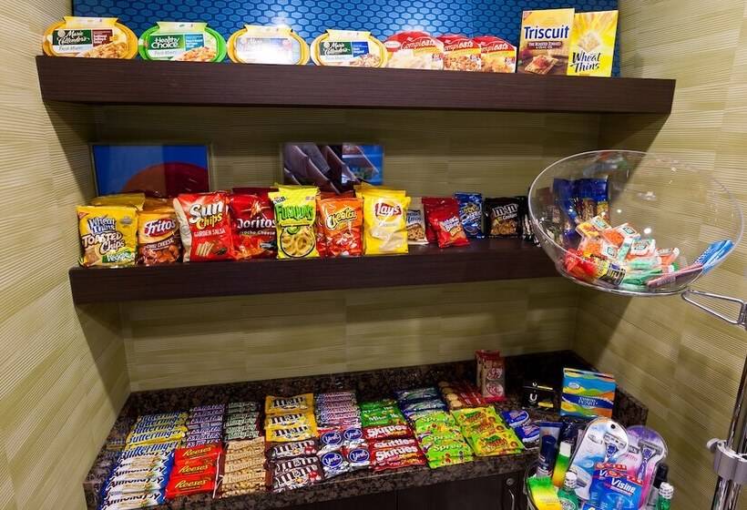 فندق Hampton Inn & Suites Tulsa/central