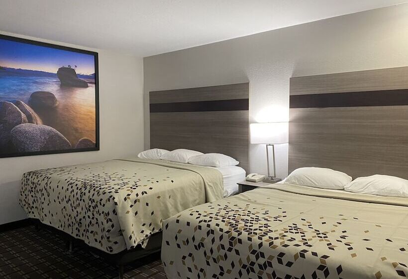 בית מלון כפרי High Country Lodge