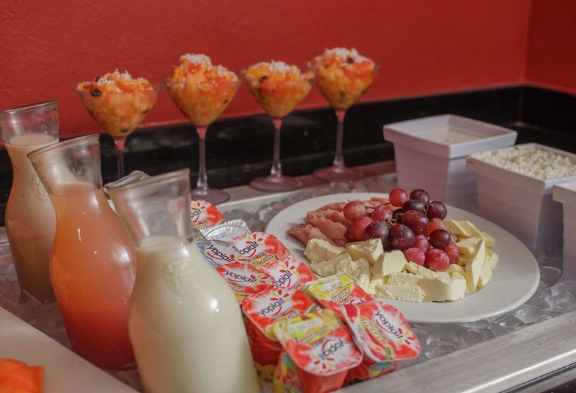 Отель Hilton Garden Inn Tuxtla Gutierrez