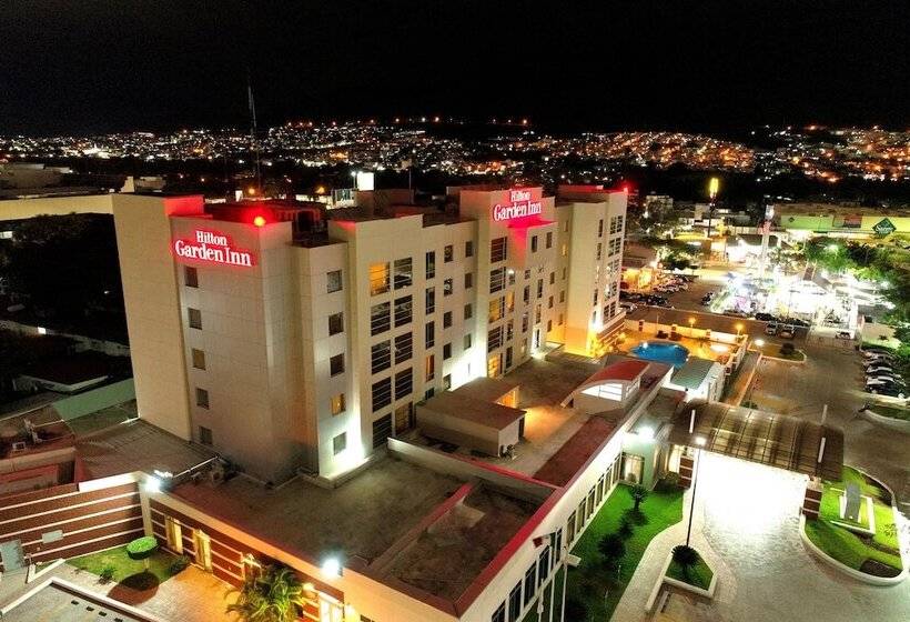 Отель Hilton Garden Inn Tuxtla Gutierrez