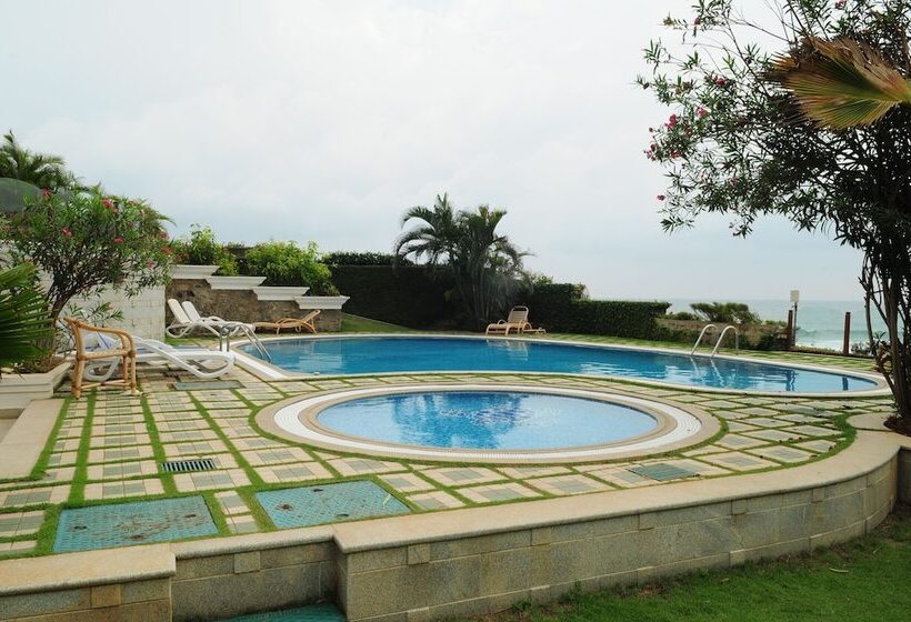 هتل Hindustan Beach Retreat