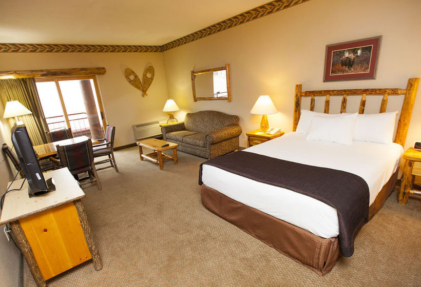 בית מלון כפרי Holiday Inn Fitchburg Waterpark