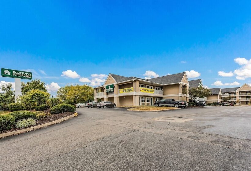 فندق Hometowne By Red Roof Studios Cincinnati   Sharonville