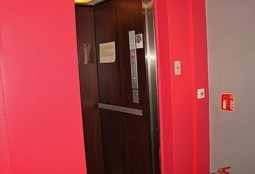 בית מלון כפרי Hôtel Le Glacier