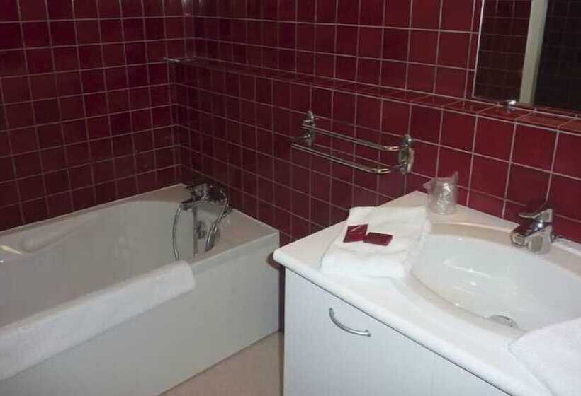 בית מלון כפרי Hôtel Le Glacier