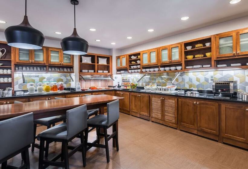 Отель Hyatt Place Atlanta Duluth Johns Creek